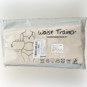 NWT. Corset waist trainer.send me a reasonable offer and it’s yours!
